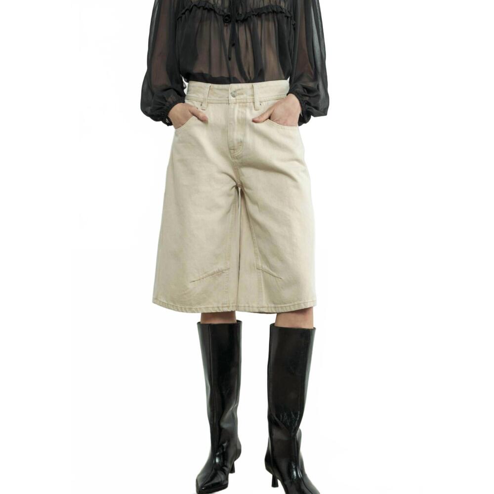 NEW AARON & AMBER marlowe bermuda shorts in beige